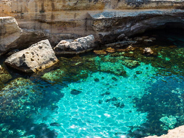 Poesigrotten i Puglia