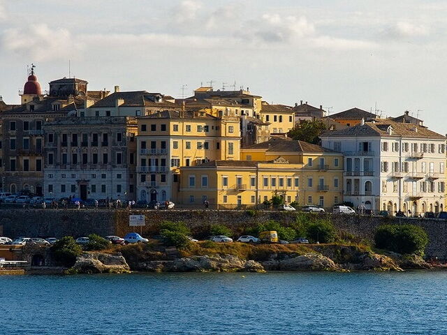 Korfu by, hvad du skal se på en perfekt bytur