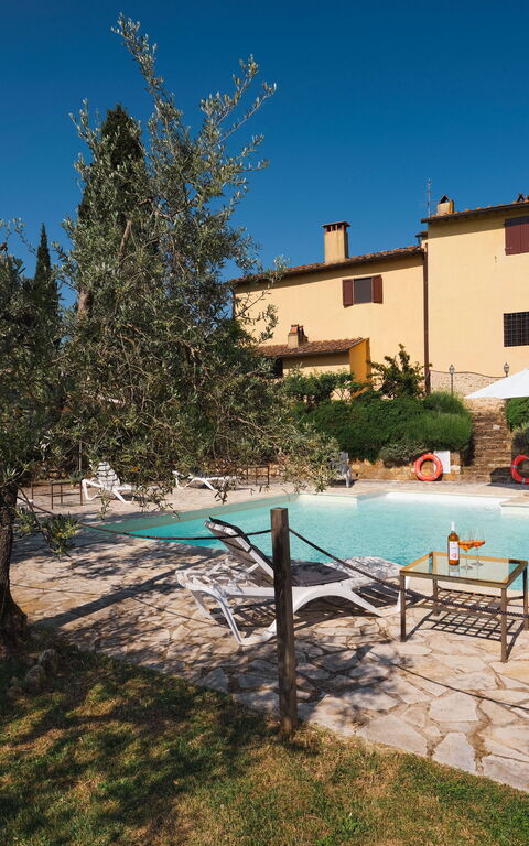 Pozzo Dei Desideri: pool, Udendørs, Udvendige