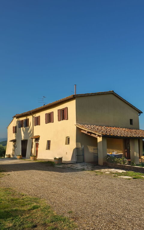 Pozzo Dei Desideri: Hovedindgang, Udendørs, Udvendige