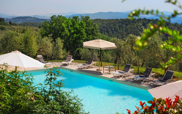 Pozzo Dei Desideri: pool, Udendørs, Udvendige