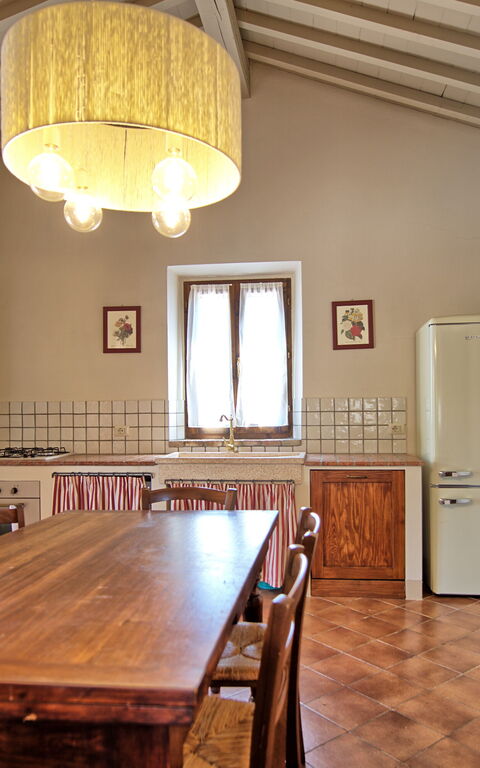 Cuccardino: Frokostlokale, Køkken, Stue