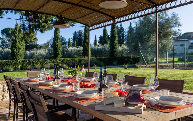 Villa Simone: Altan / terrasse / gårdhave, Udendørs