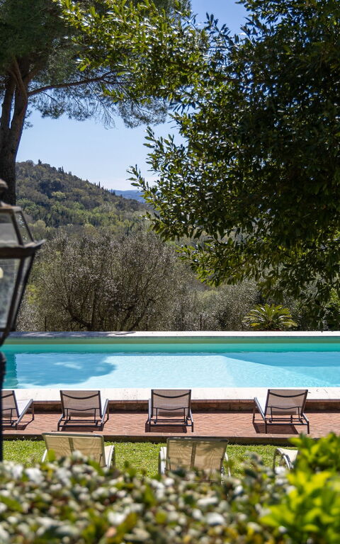 Villa Orchidea: Have, pool, Udendørs