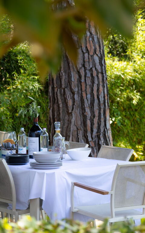 Villa Orchidea: Have, Udendørs, Udvendige