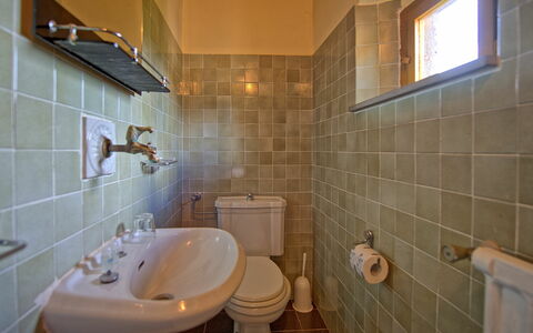 Feriebolig Montegufoni 23: Badeværelse