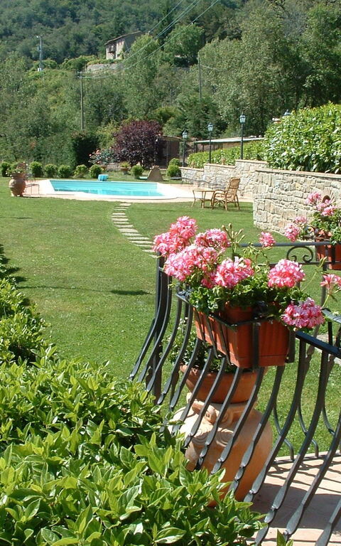 Casa Ivan: Have, Udendørs, Udvendige