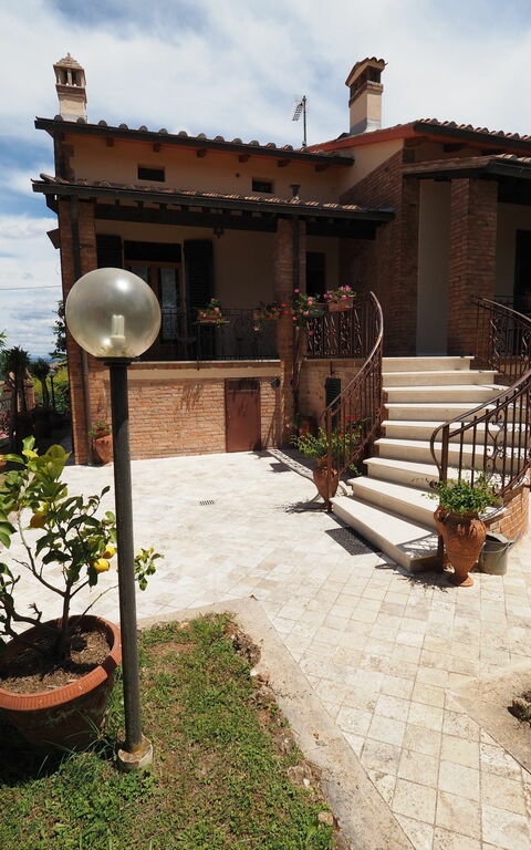 Casa Spina: Udendørs, Udvendige