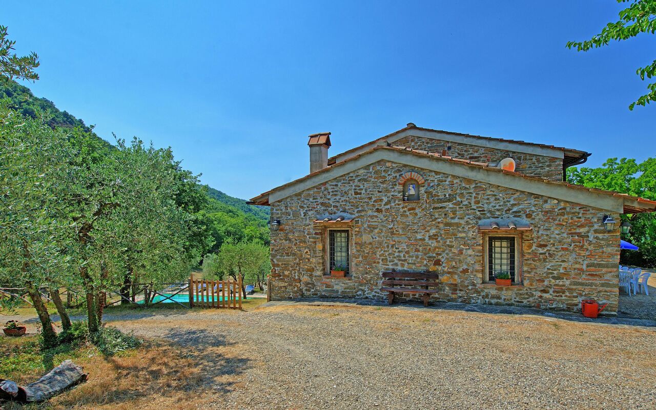 Poggio Conca: Have, Udvendige