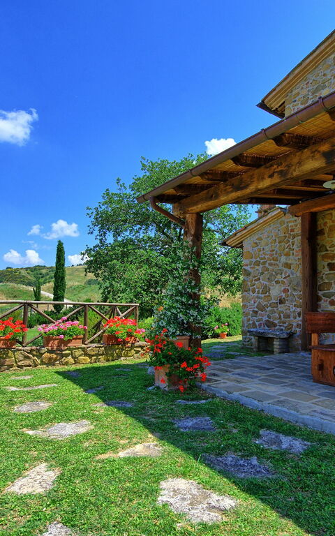 Castelmuzio: Altan / terrasse / gårdhave, Have, Udendørs