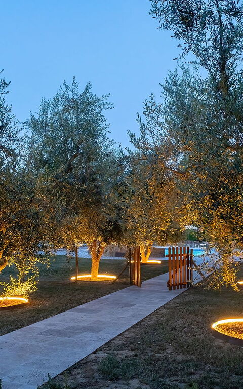 Montelopio: Have, Udendørs, Udvendige