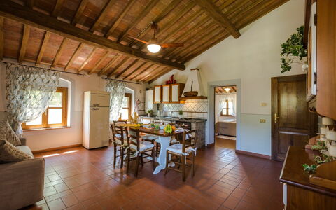 Feriebolig Montelopio 4: Frokostlokale, Køkken, Stue