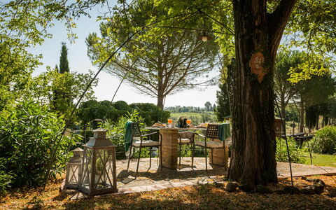 Feriebolig Montelopio 4: Have, Udendørs