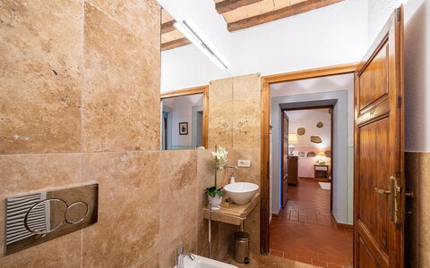 Feriebolig Montelopio 2: Badeværelse, Værelsesoplysninger