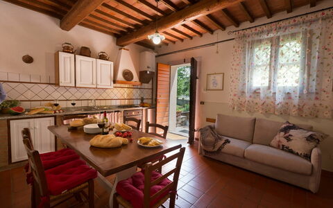 Feriebolig Montelopio 3: Frokostlokale, Køkken, Stue