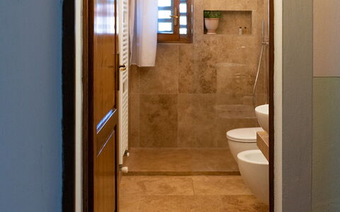 Feriebolig Montelopio 7: Badeværelse, Værelsesoplysninger