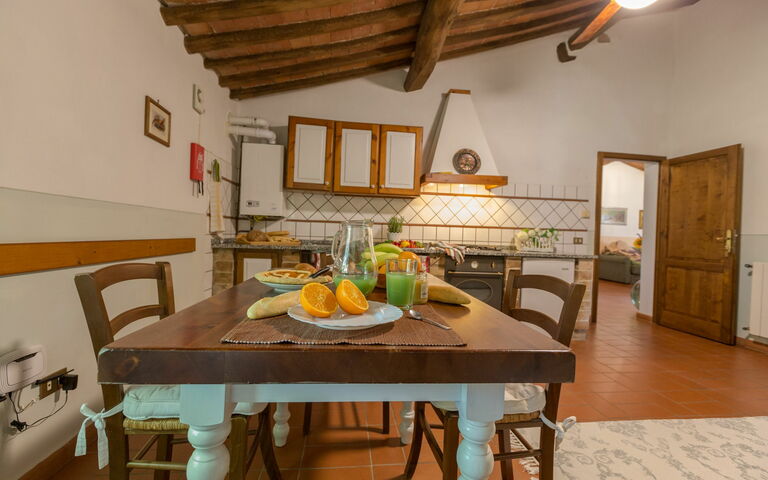Feriebolig Montelopio 8: Frokostlokale, Køkken, Stue