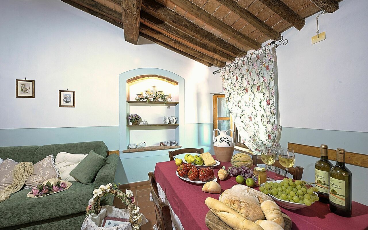 Feriebolig Montelopio 8: Frokostlokale, Køkken, Stue