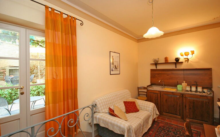 Feriebolig Santo Agostino Glicine: Frokostlokale, Køkken, Stue