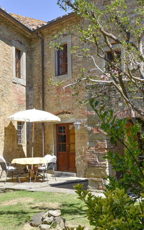 San Pietro: Have, Udendørs