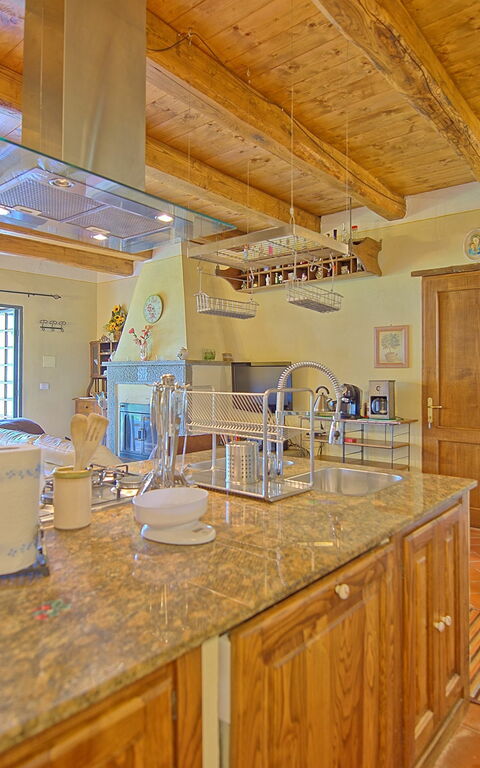 Villa Margherita: Frokostlokale, Køkken, Stue