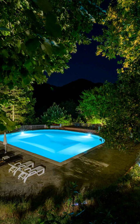 Villa Contessa: Have, pool, Udendørs