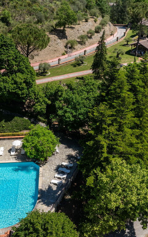 Villa Contessa: pool, Visninger