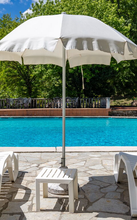 Villa Contessa: Have, pool, Udendørs