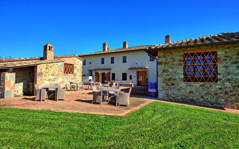 Fornacino: Have, Udendørs, Udvendige