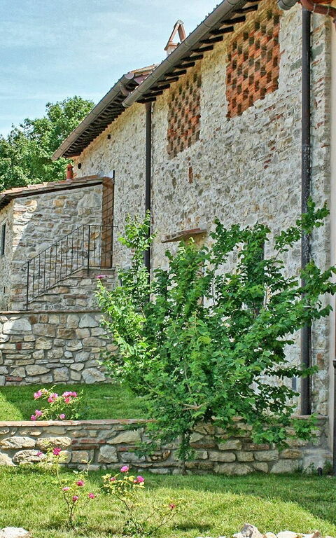 Le Fonti: pool, Udvendige