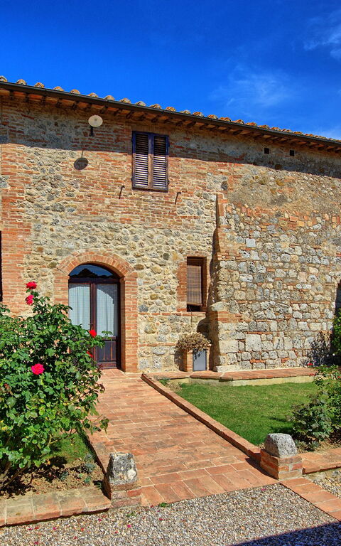 San Donnino: Have, Udendørs