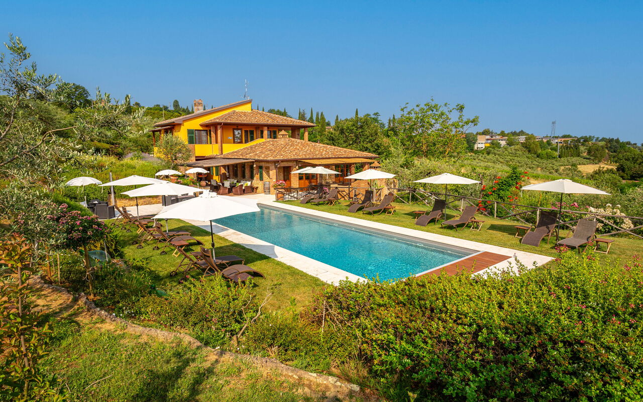 Villa Amadeo: Have, pool, Sommer, Udendørs, Udvendige, Visninger