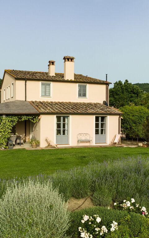 Villa Danilo: Have, Udendørs, Udvendige