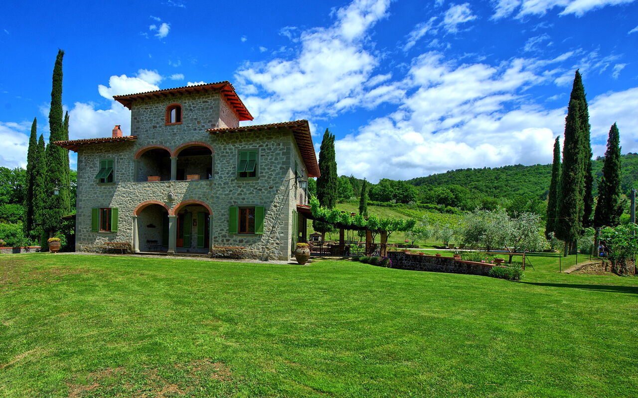 Villa Lo Scoiattolo: Have, Udendørs