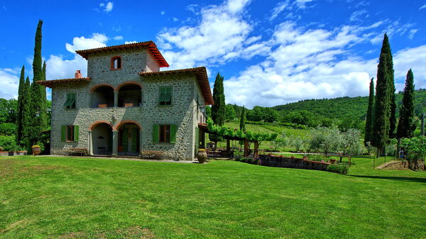 Villa Lo Scoiattolo: Have, Udendørs