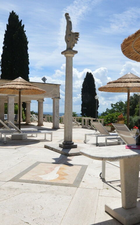 Le Querciolaie: Udendørs