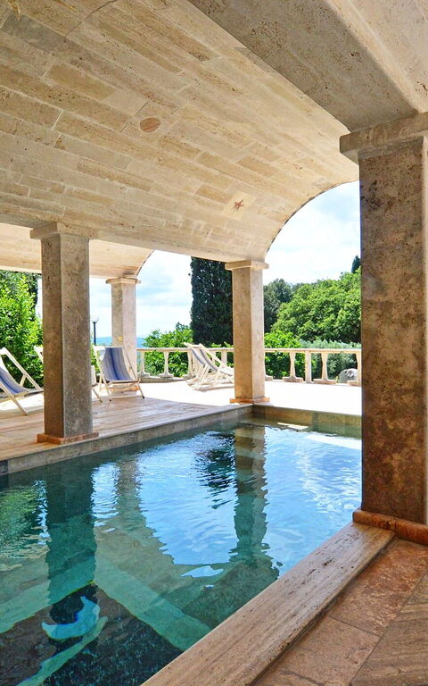 Le Querciolaie: pool