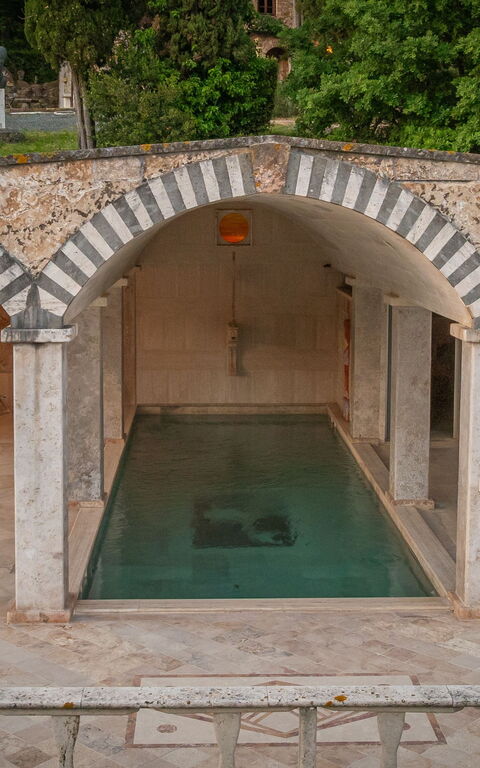 Le Querciolaie with Geothermal Pool: pool, Udendørs, Udvendige