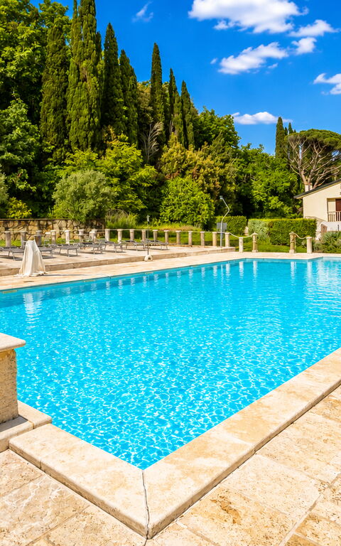 Le Querciolaie with Geothermal Pool: pool, Udendørs, Udvendige