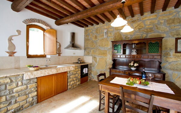 Feriebolig Fontana 2: Frokostlokale, Køkken