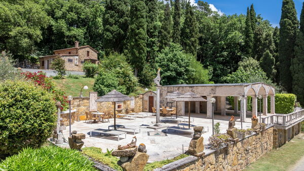 Le Querciolaie with Geothermal Pool: boblebad, pool, Udendørs, Visninger