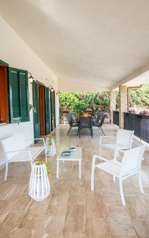 Villa Contrada: Altan / terrasse / gårdhave