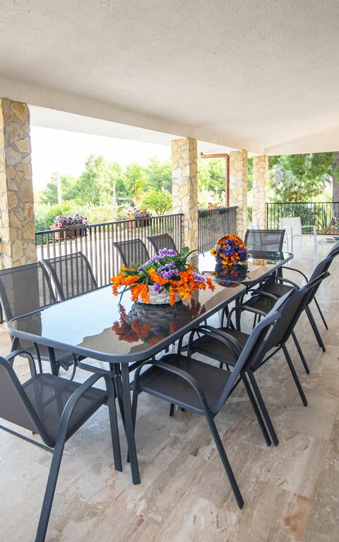 Villa Contrada: Altan / terrasse / gårdhave