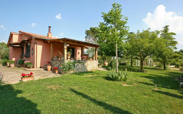 Casa Cipressi: Have, Udendørs, Udvendige