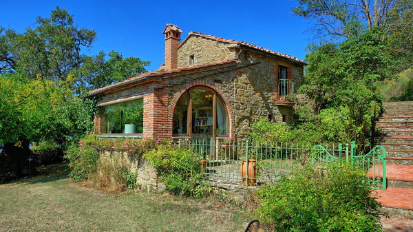 Gellino: Have, Udvendige