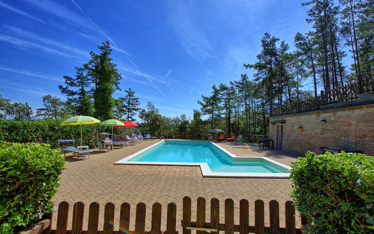 Villa Lorenzo: Have, pool
