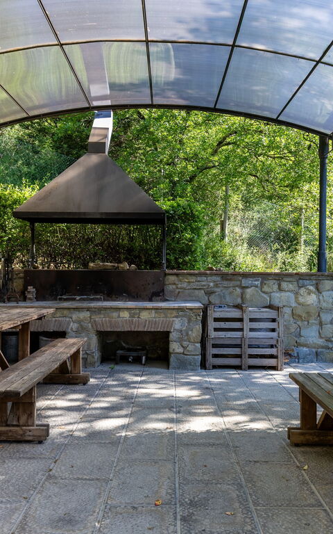 Villa Casentino: Altan / terrasse / gårdhave