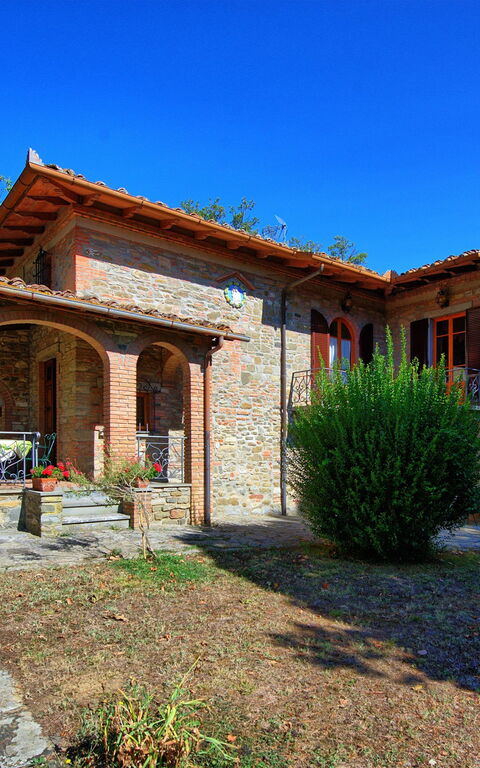 Casale Ambra: Have, Udendørs