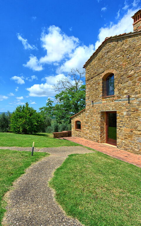 Villa Ferdinando: Have, Sommer, Udvendige