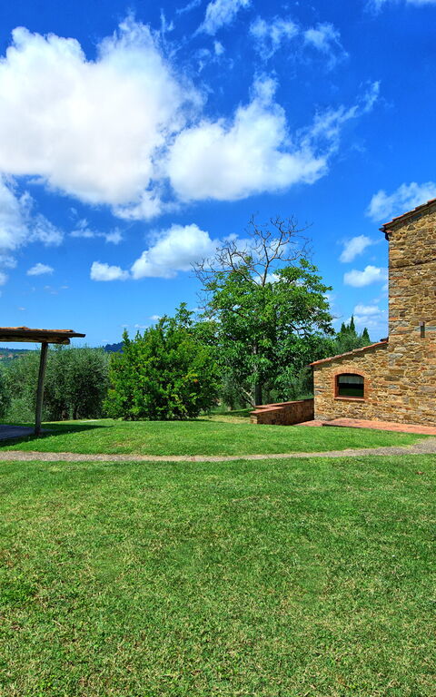 Villa Ferdinando: Have, Sommer, Udvendige